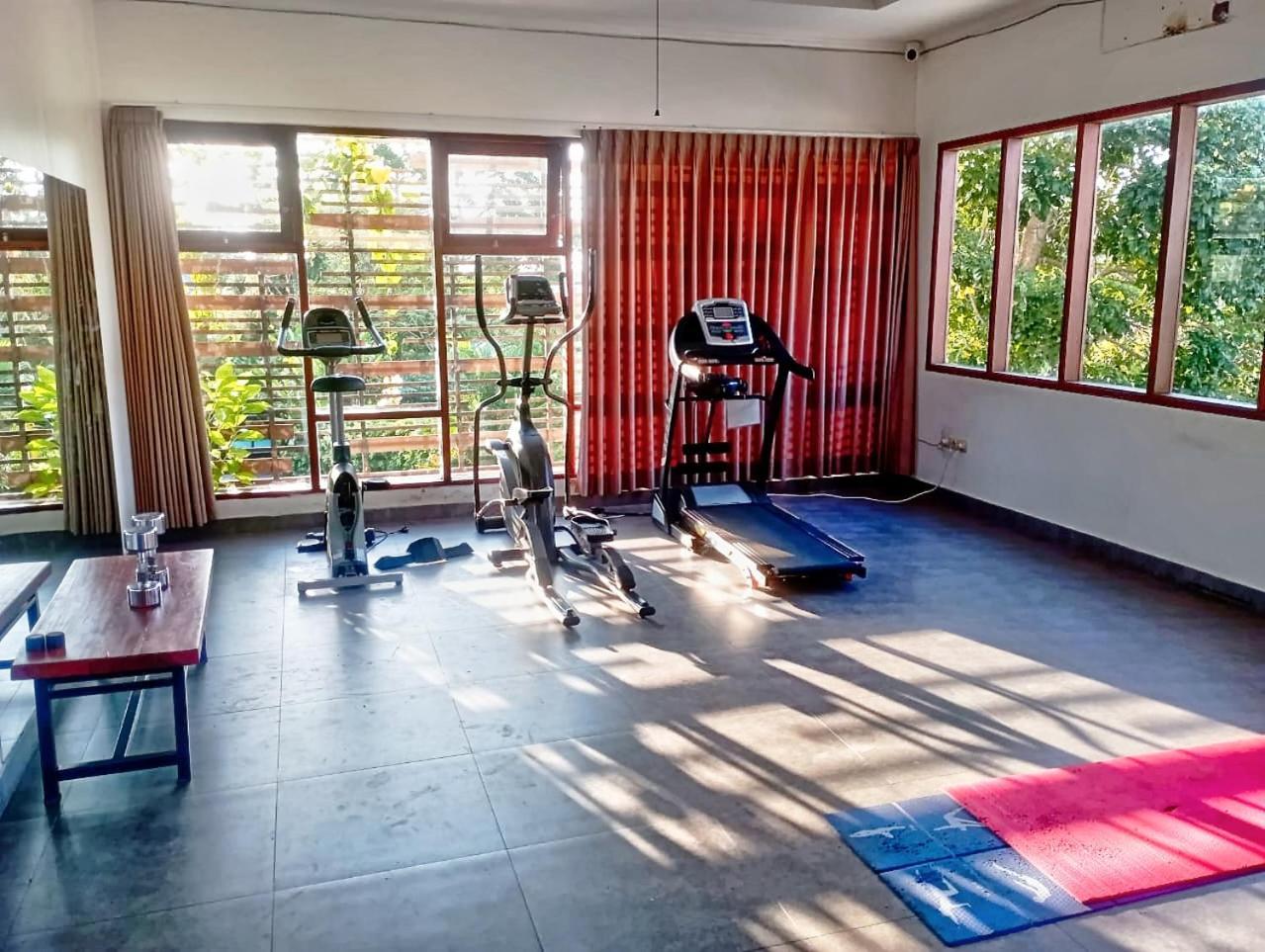 Rumah liburan 3 Bd Pvt House With Big Common Pool And Gym