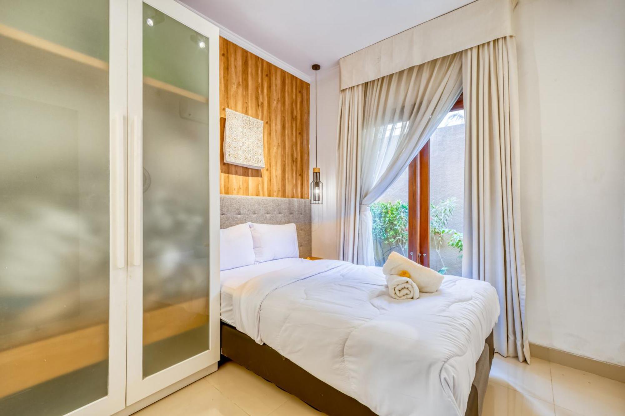Rumah liburan 3 Bd Pvt House With Big Common Pool And Gym Nusa Dua (Bali)