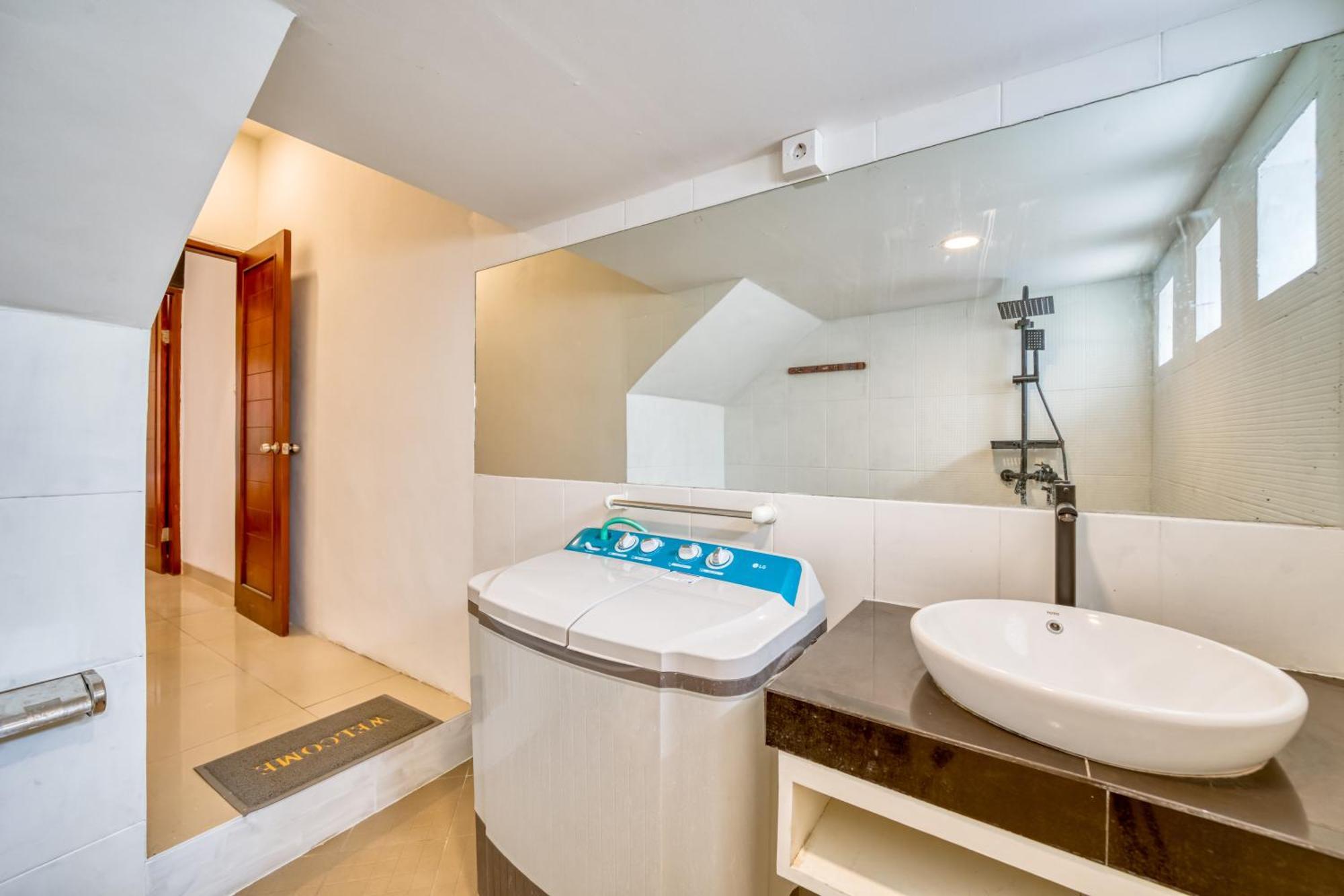 3 Bd Pvt House With Big Common Pool And Gym Rumah liburan Nusa Dua (Bali)
